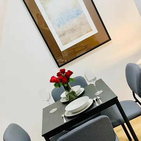 Apartament Pietrowy 55M W Samym Centrum Miasta Z Darmowym Parkingiem VII * Kłodzko