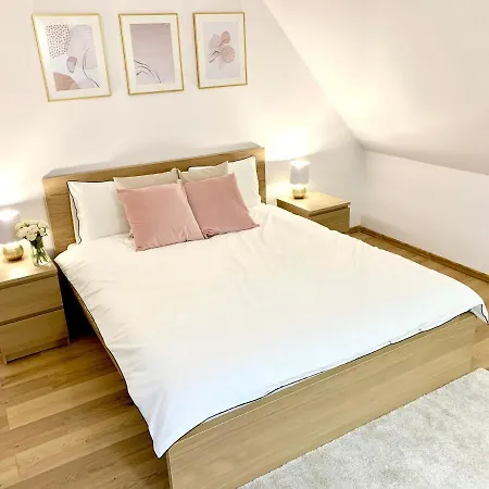 Apartamento Dwupietrowy Z Dwoma Pokojami I Darmowym Parkingiem W Centrum Klodzka 7 Kłodzko