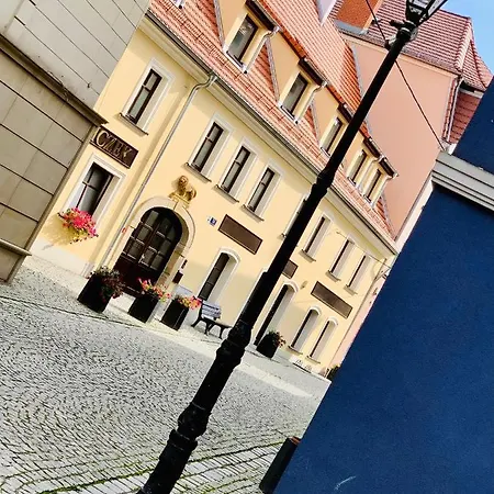 Apartmán Dwupietrowy Apartament Z Dwoma Pokojami I Darmowym Parkingiem W Centrum Klodzka 7 Kladsko