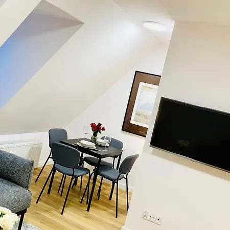 Hotel, Pod Złotym Lwem W Samym Centrum Miasta Z Darmowym Parkingiem Vii Kłodzko